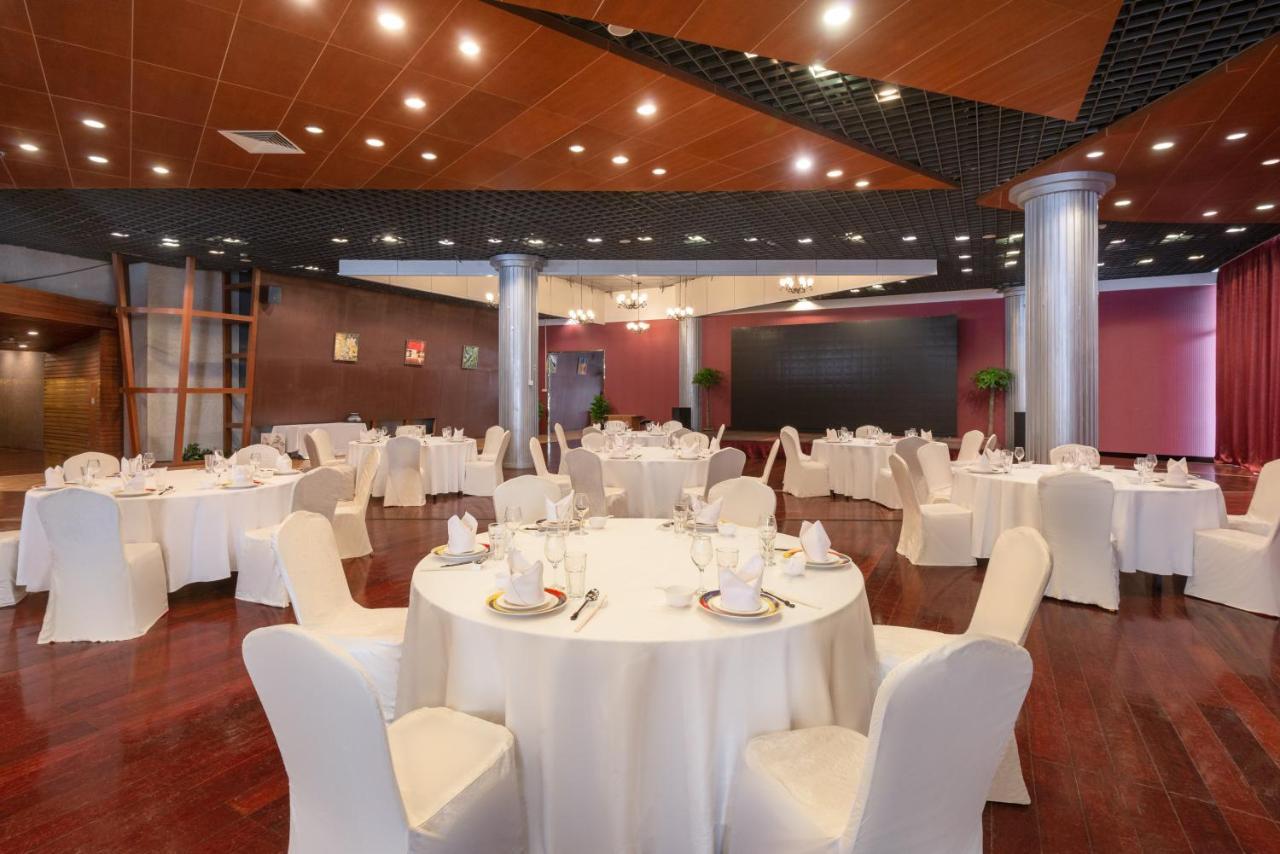 Holiday Inn Binhai Tiencsin Kültér fotó